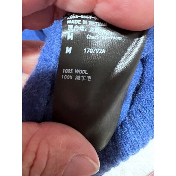 Uniqlo wool blue sweater women size medium - Picture 7 of 7